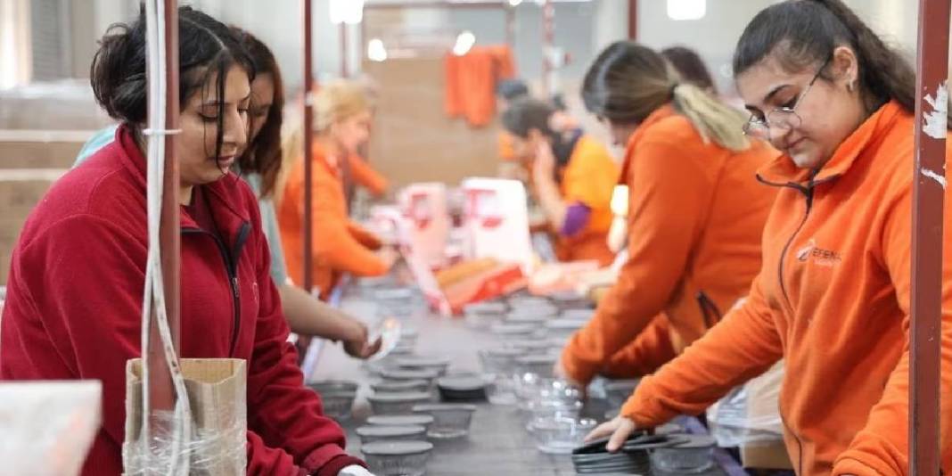 Eşinden aldığı bileziği bozdurup iş kurdu, şimdi paraya para demiyorlar! Onlarca kadına ekmek kapısı oldu 4